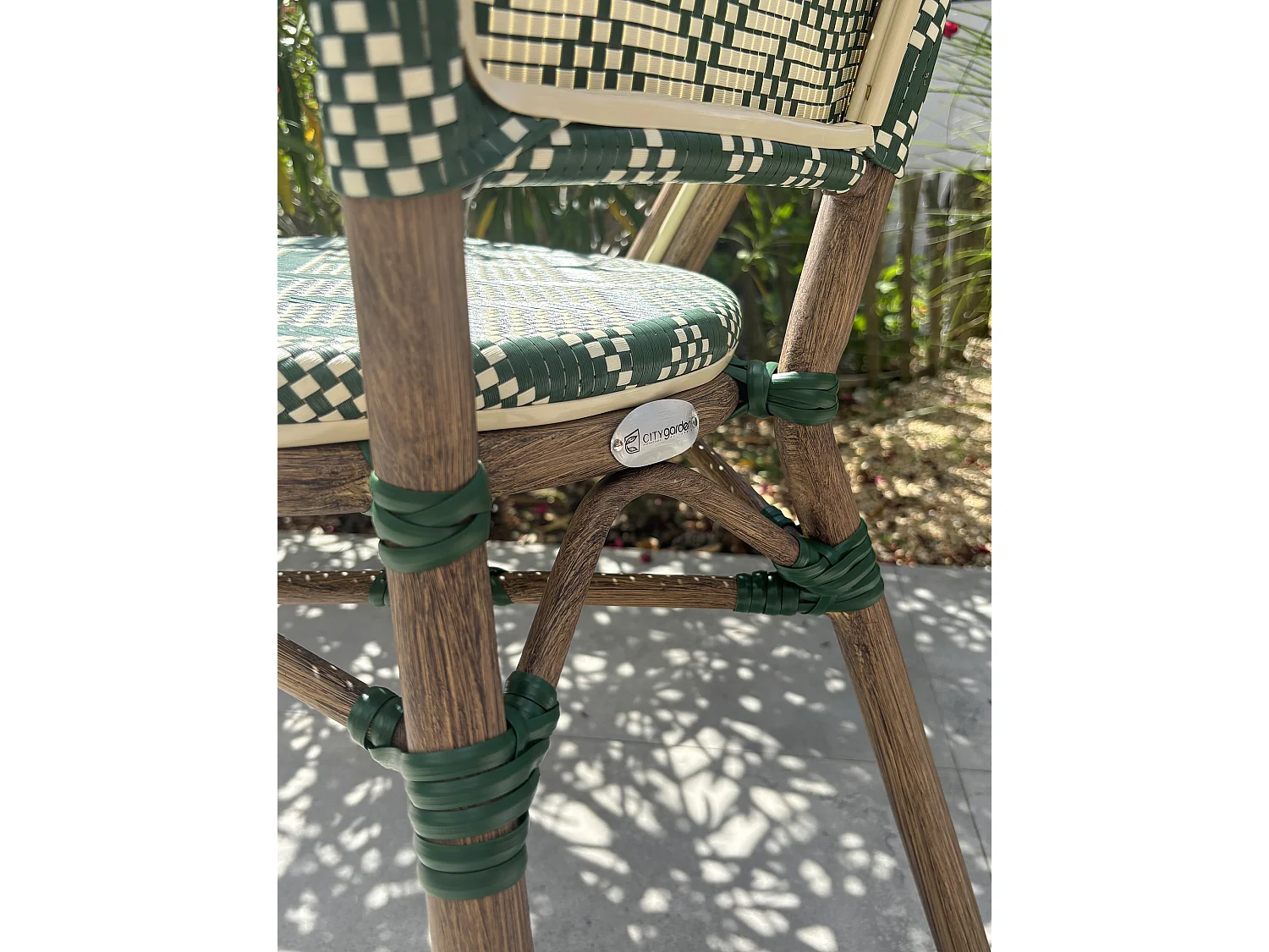 Lot de 2 fauteuils de jardin empilables en aluminium - BISTRO