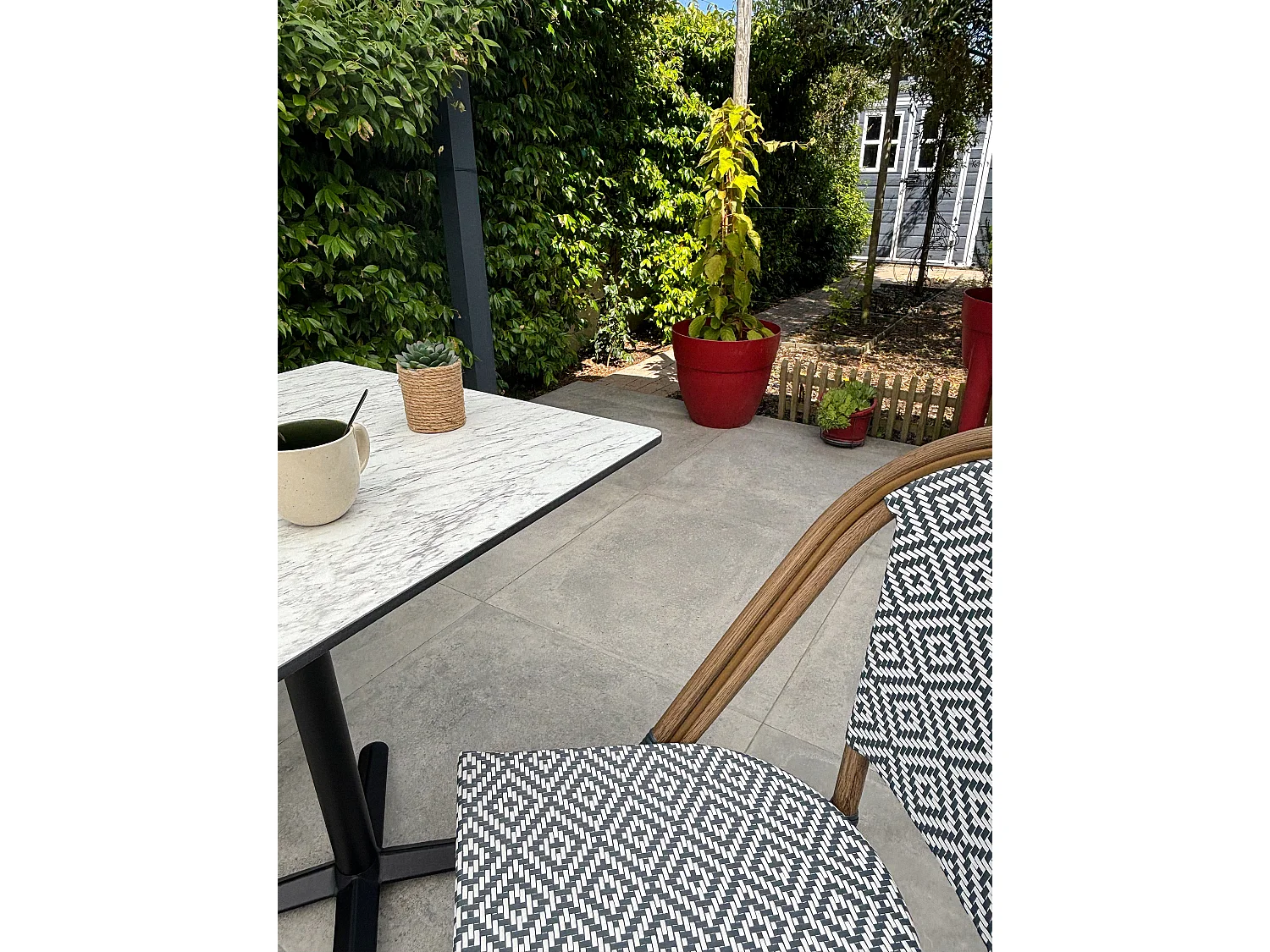 Set da pranzo da giardino a 2 posti in acciaio con piano in HPL