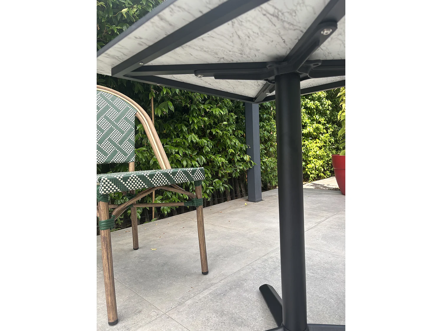 Set da pranzo da giardino a 2 posti in acciaio con piano in HPL