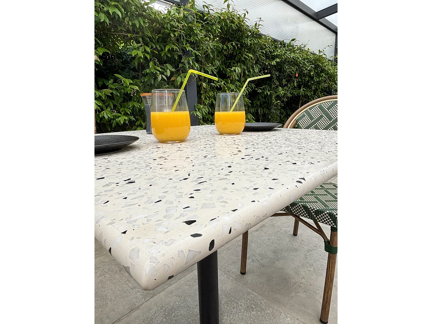 Tuineetset 2 personen in staal met terrazzoblad - BISTRO