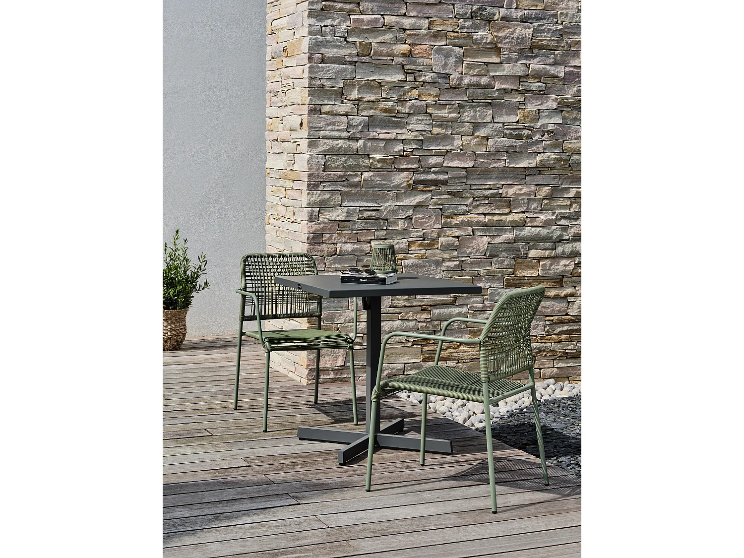 2-Sitzer-Garten-Essgruppe ausem Stahl