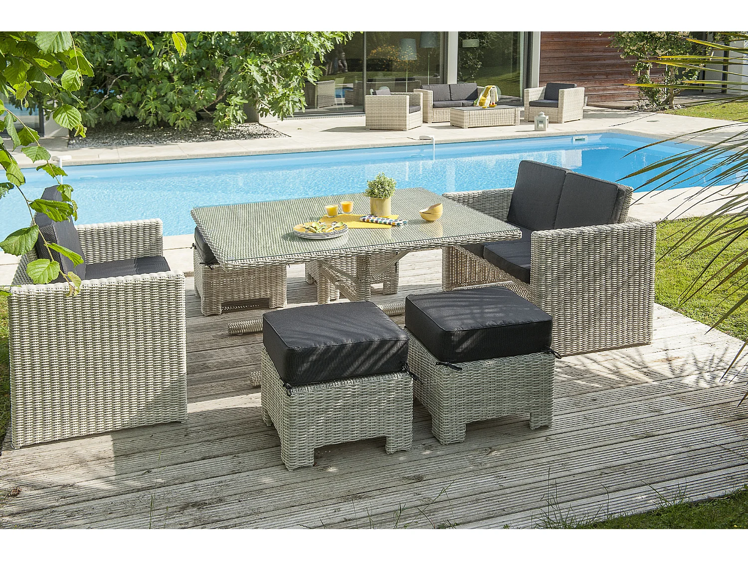 Ensemble repas de jardin encastrable 8 places en résine tressée crème