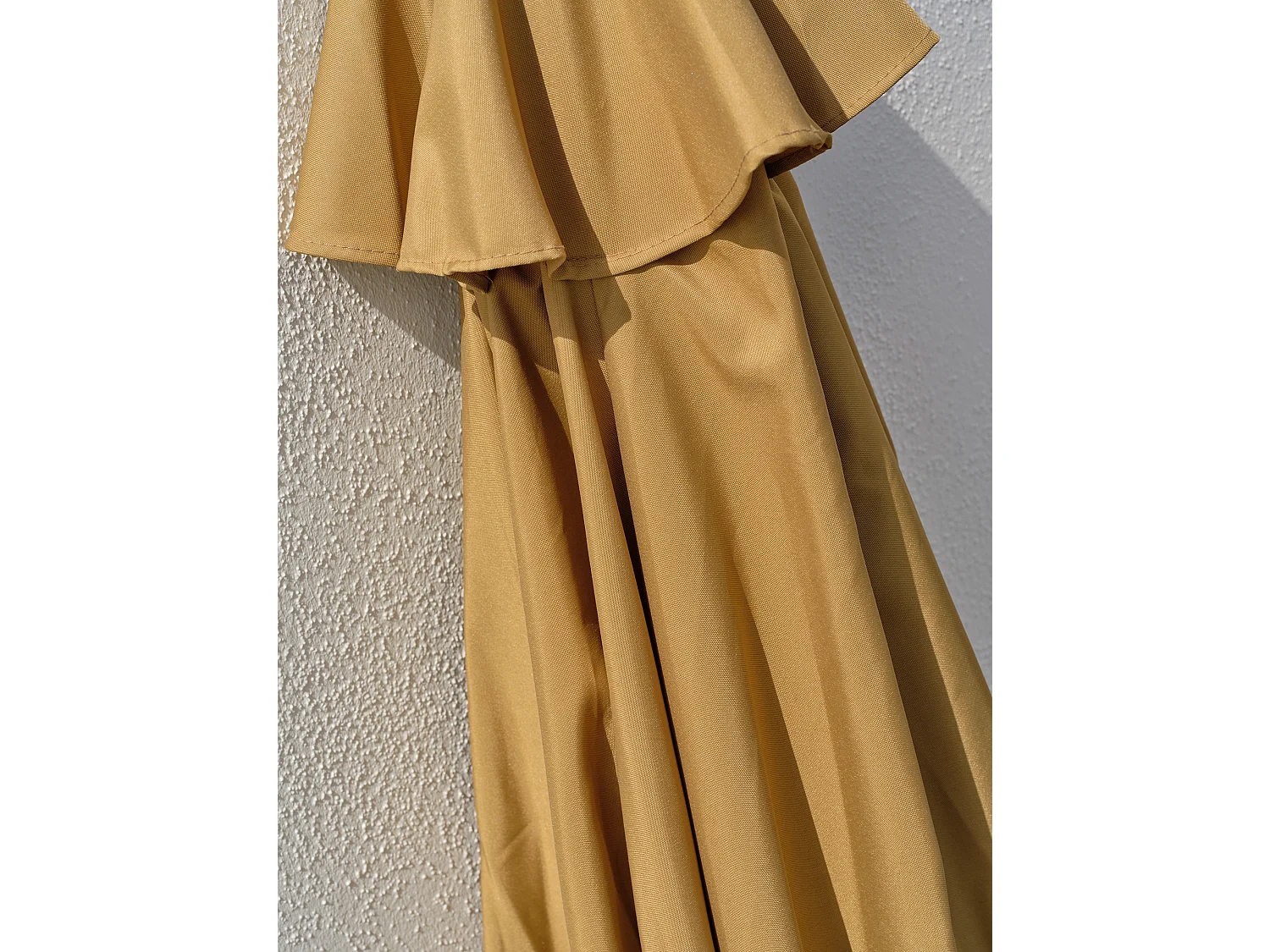 Parasol à manivelle en aluminium  et toile