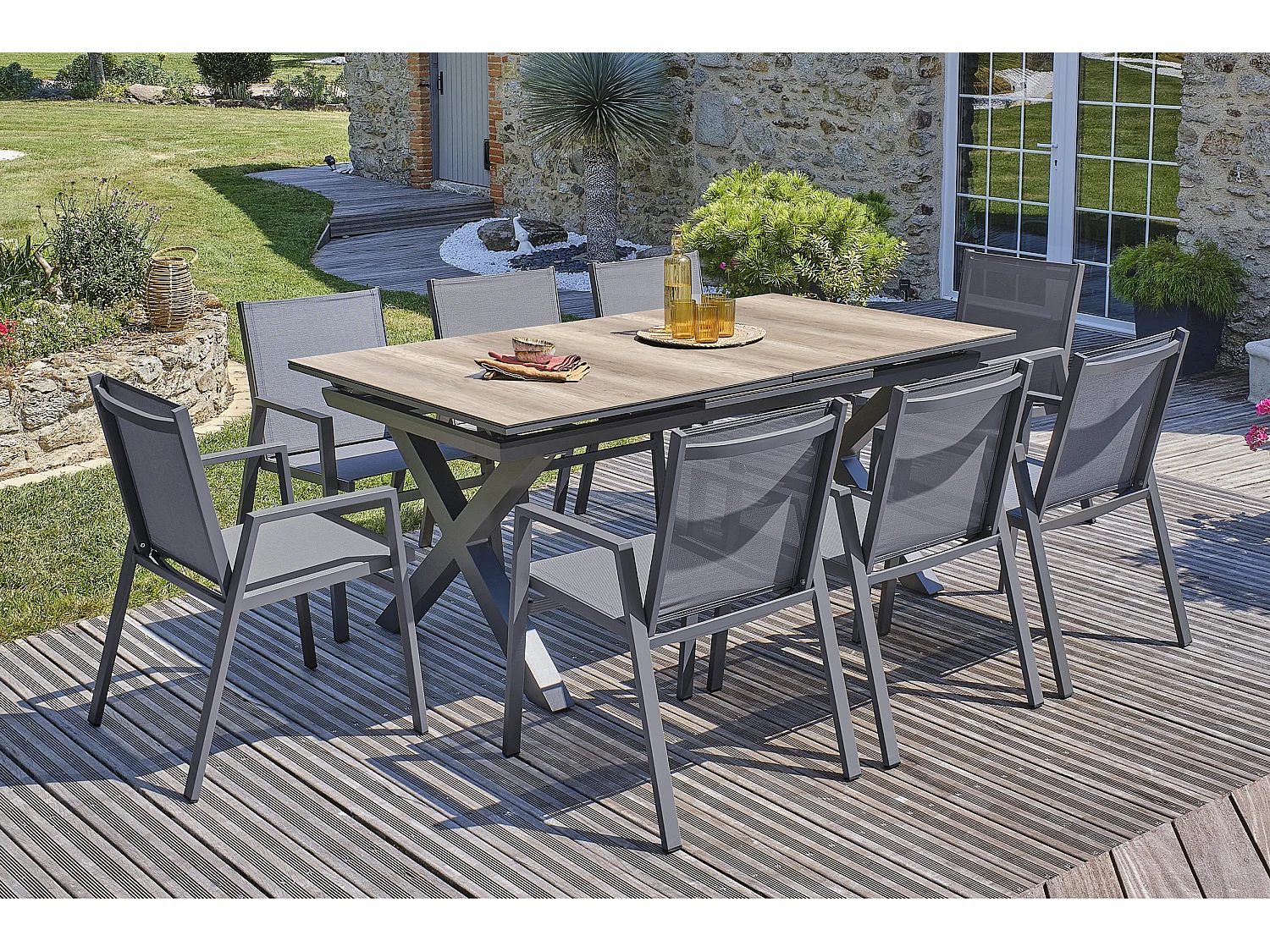 Ensemble repas de jardin 8 places en aluminium
