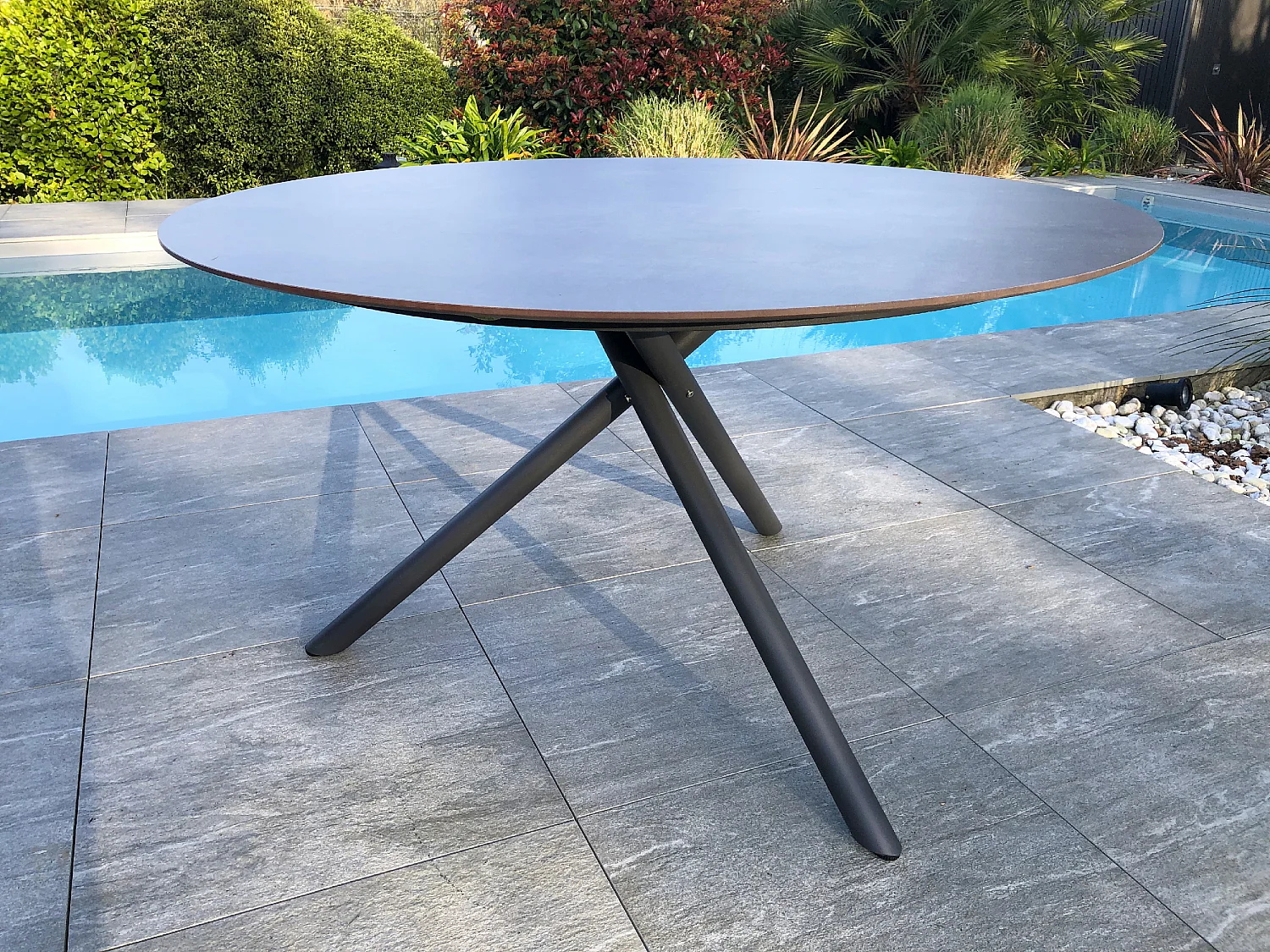 Ensemble repas de jardin 6 places en aluminium