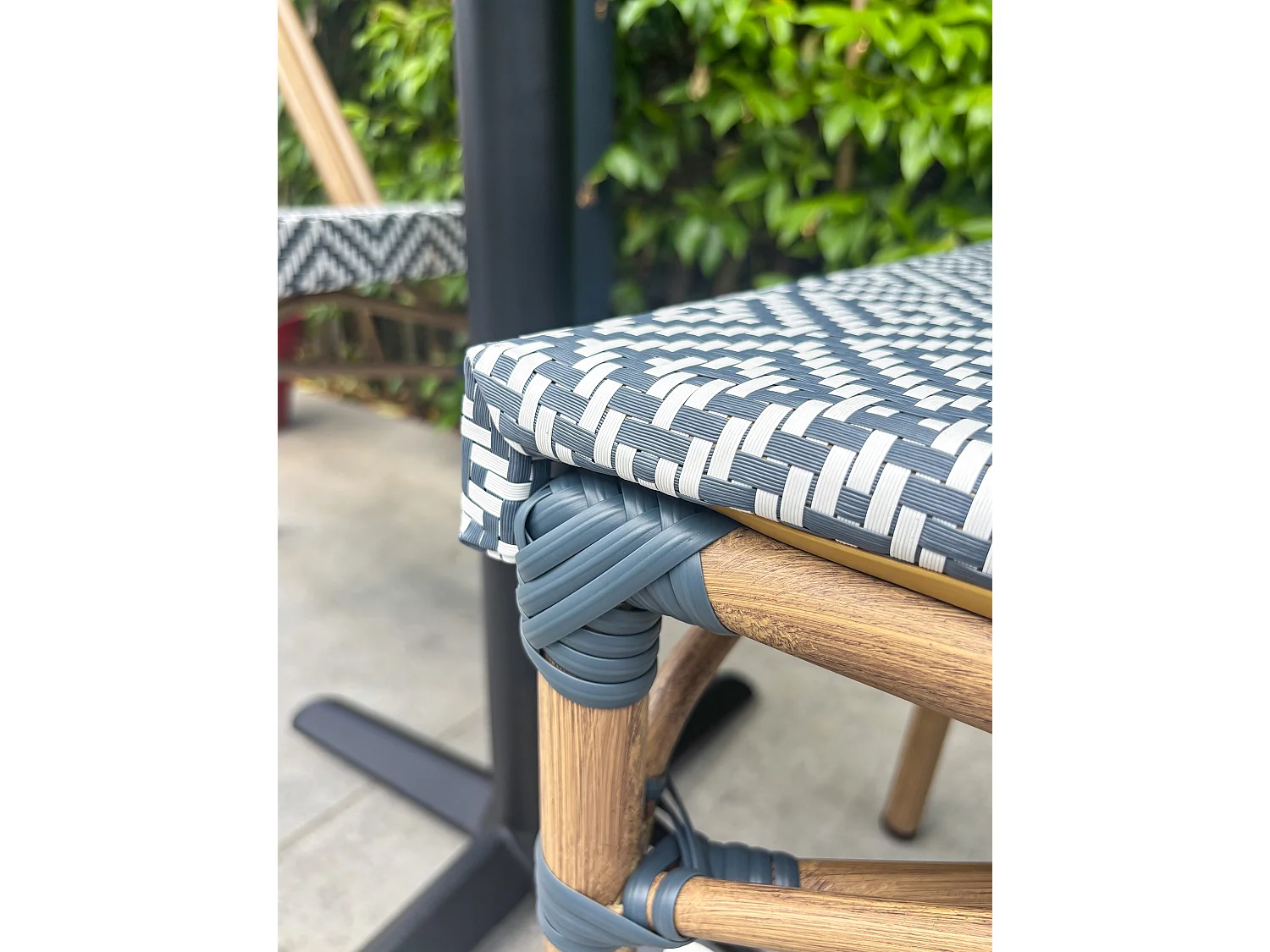 Set da pranzo da giardino a 2 posti in acciaio con piano in HPL