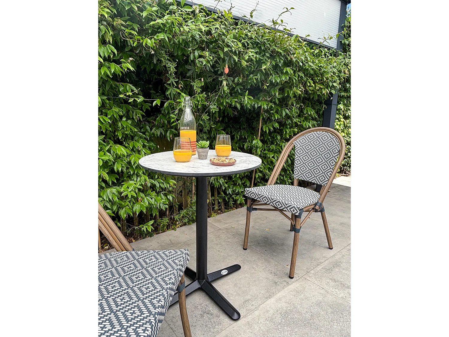 Set da pranzo da giardino a 2 posti in acciaio con piano in HPL