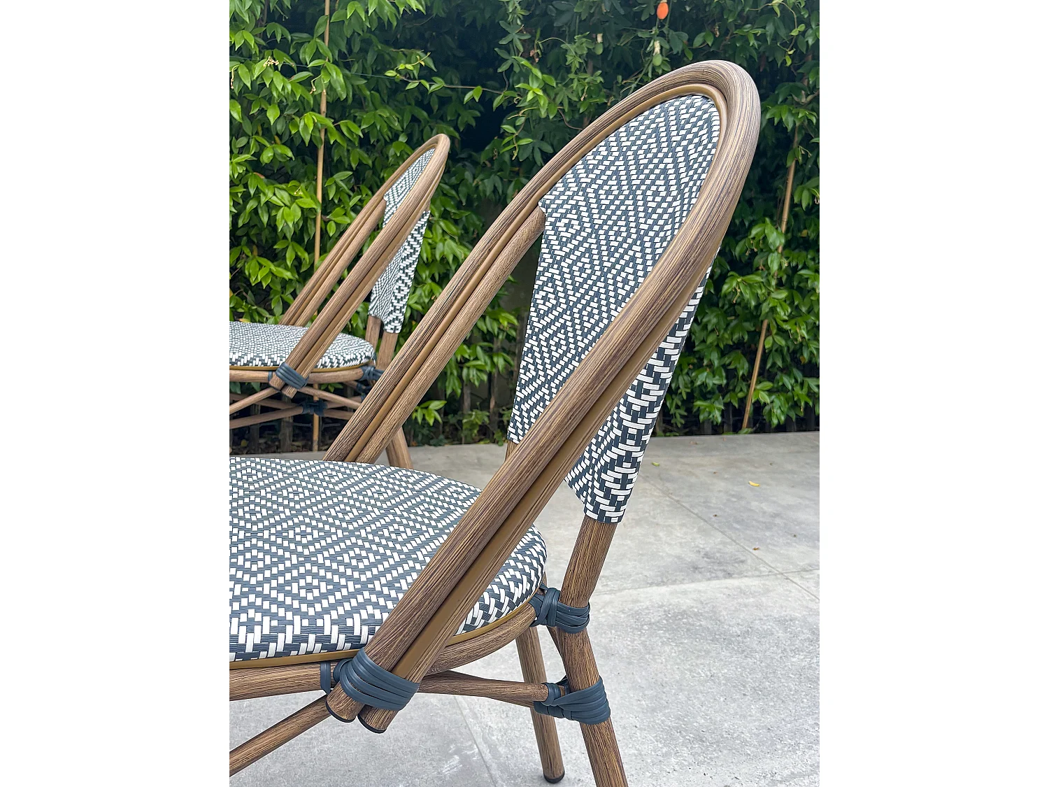 Set da pranzo da giardino a 2 posti in acciaio con piano in HPL