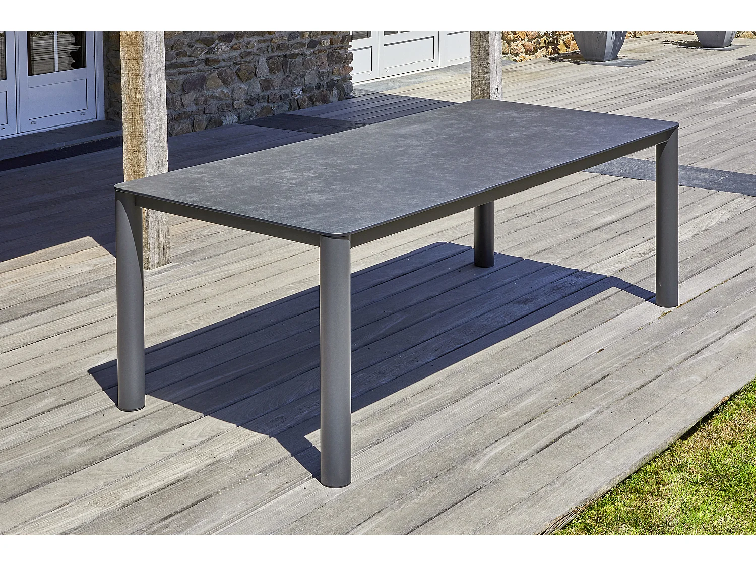 Ensemble repas de jardin 6 pl en alu plateau céramique sur verre