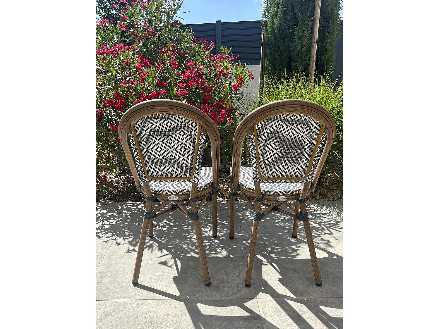 Lot de 2 fauteuils de jardin empilables en aluminium - bleu