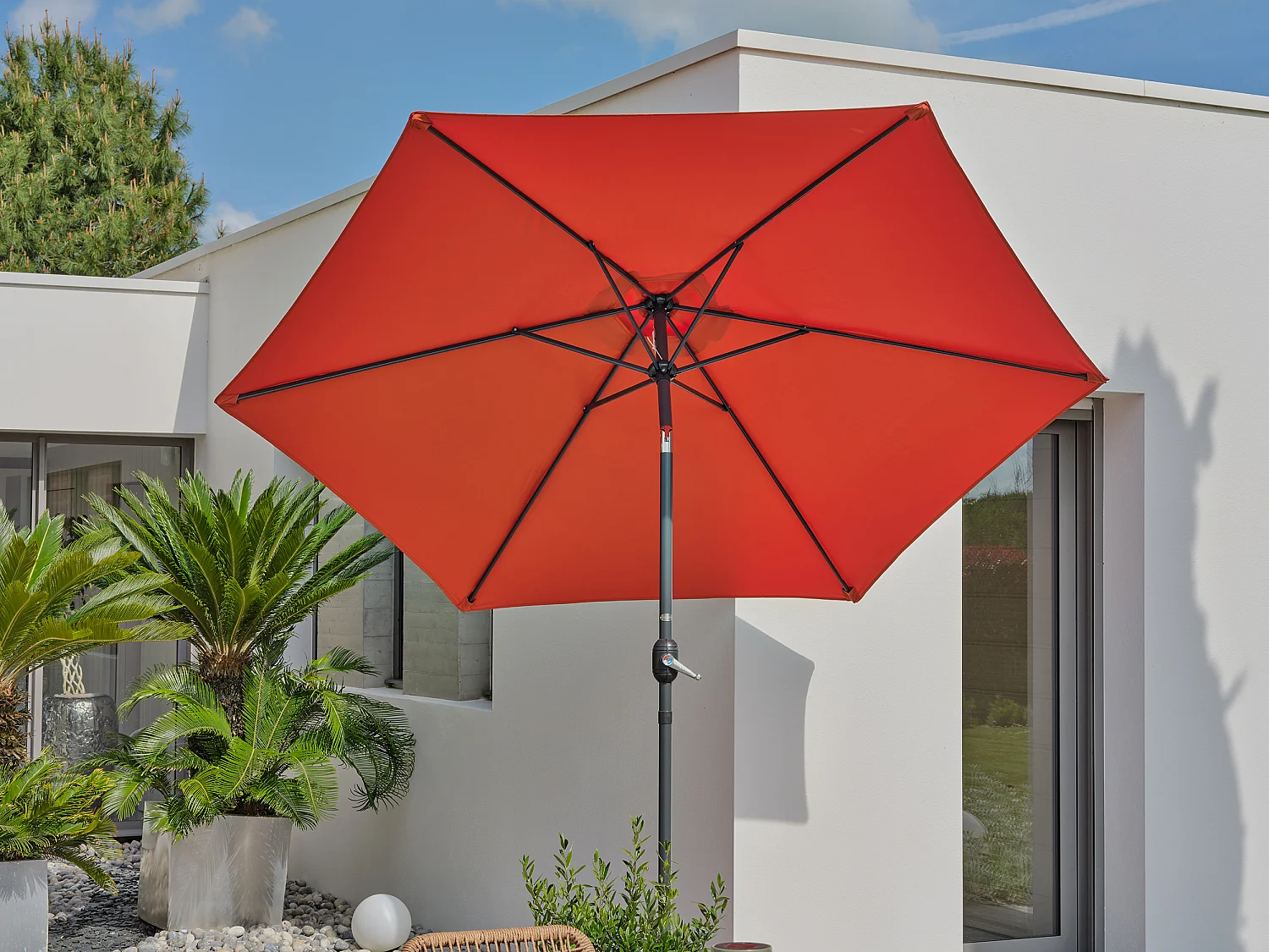 Sonnenschirm mit Handkurbel, Aluminium, Stoff Terrakotta