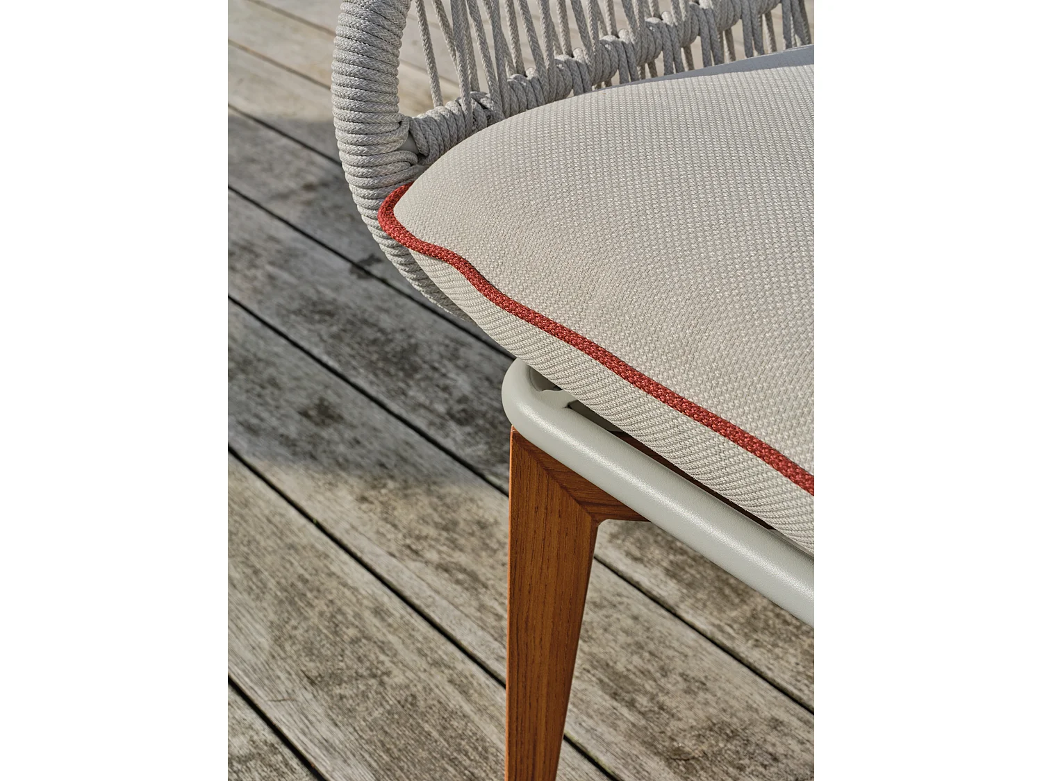 Conjunto de espreguiçadeiras de jardim de 5 lugares em alumínio com efeito madeira e corda entrançada