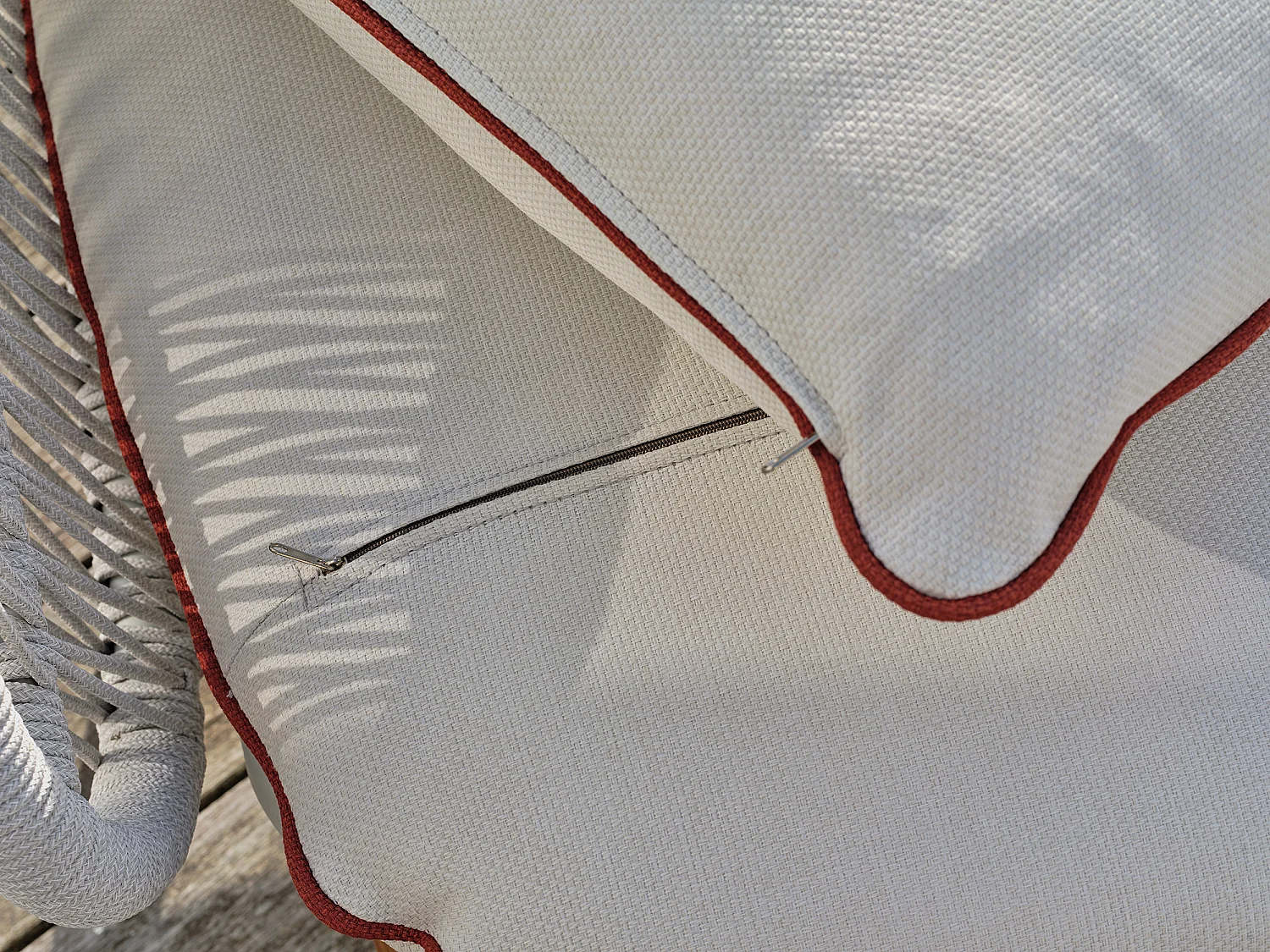 Conjunto de espreguiçadeiras de jardim de 5 lugares em alumínio com efeito madeira e corda entrançada