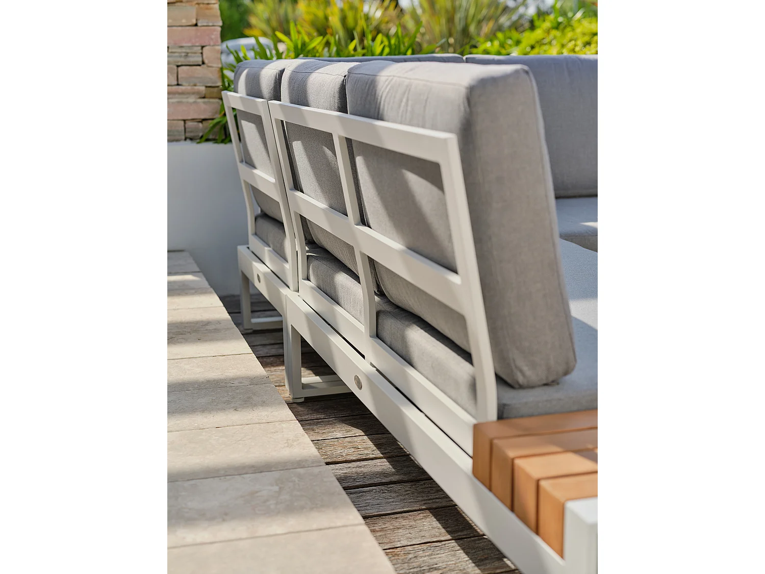 Salon de jardin d'angle 6 places en teck et aluminium - VALENCIA