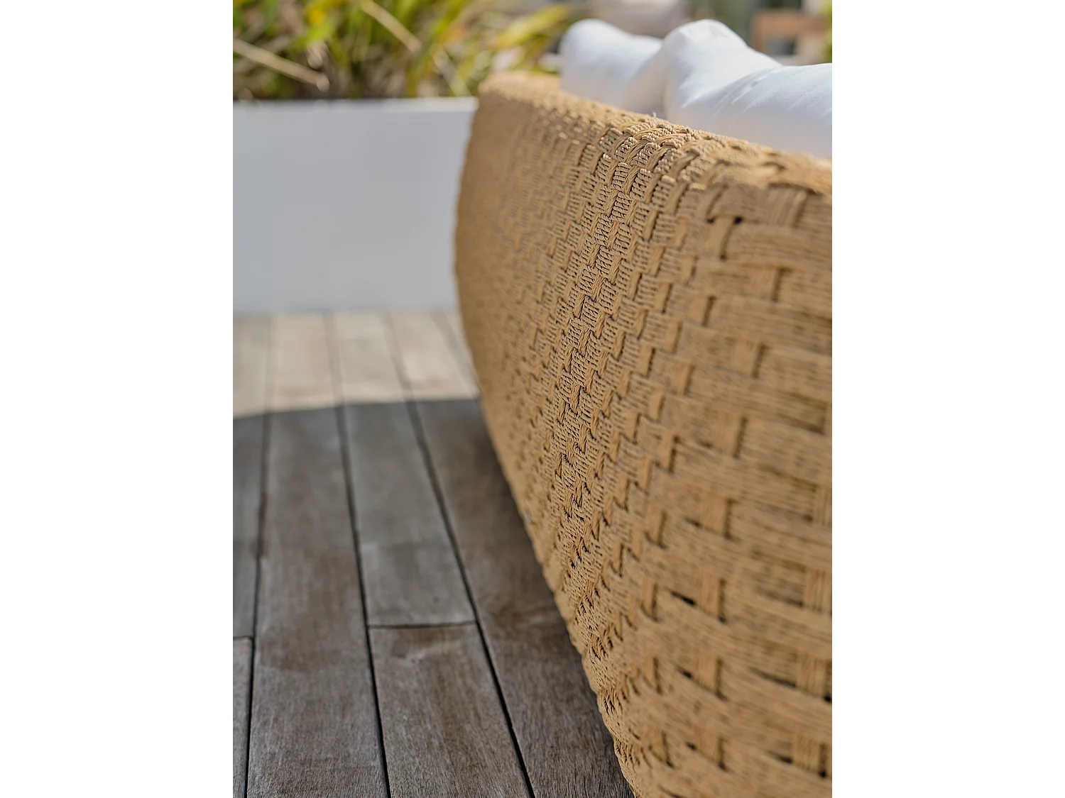 Salón de jardín de 5 plazas en aluminio y resina trenzada