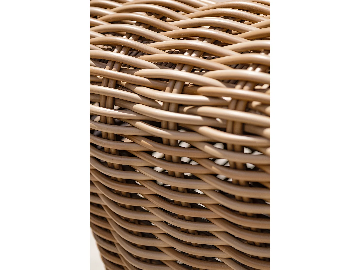 Gartensessel ausem Kunstharzgeflecht