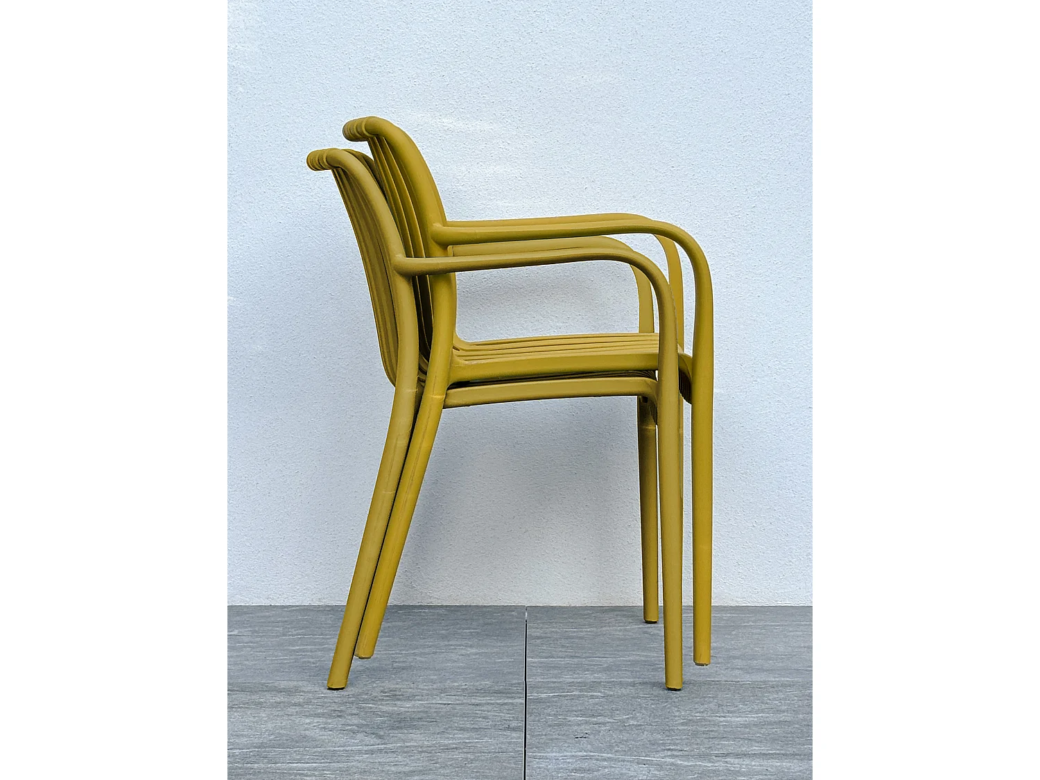 Lot de 2 fauteuils de jardin empilables en Polypropylène - TIAGO