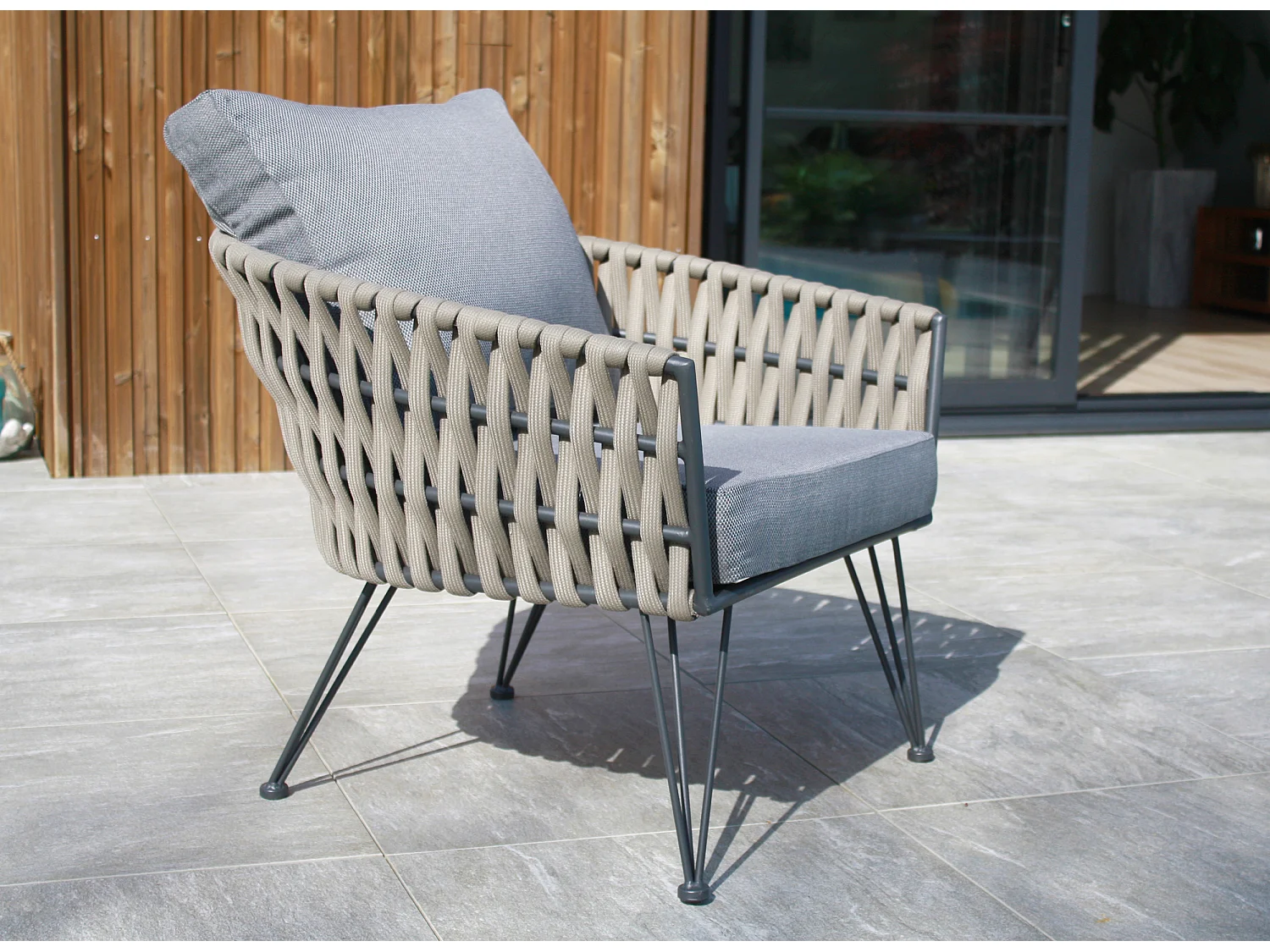 Salon de jardin 4 places en corde tissée et acier - CAPRI