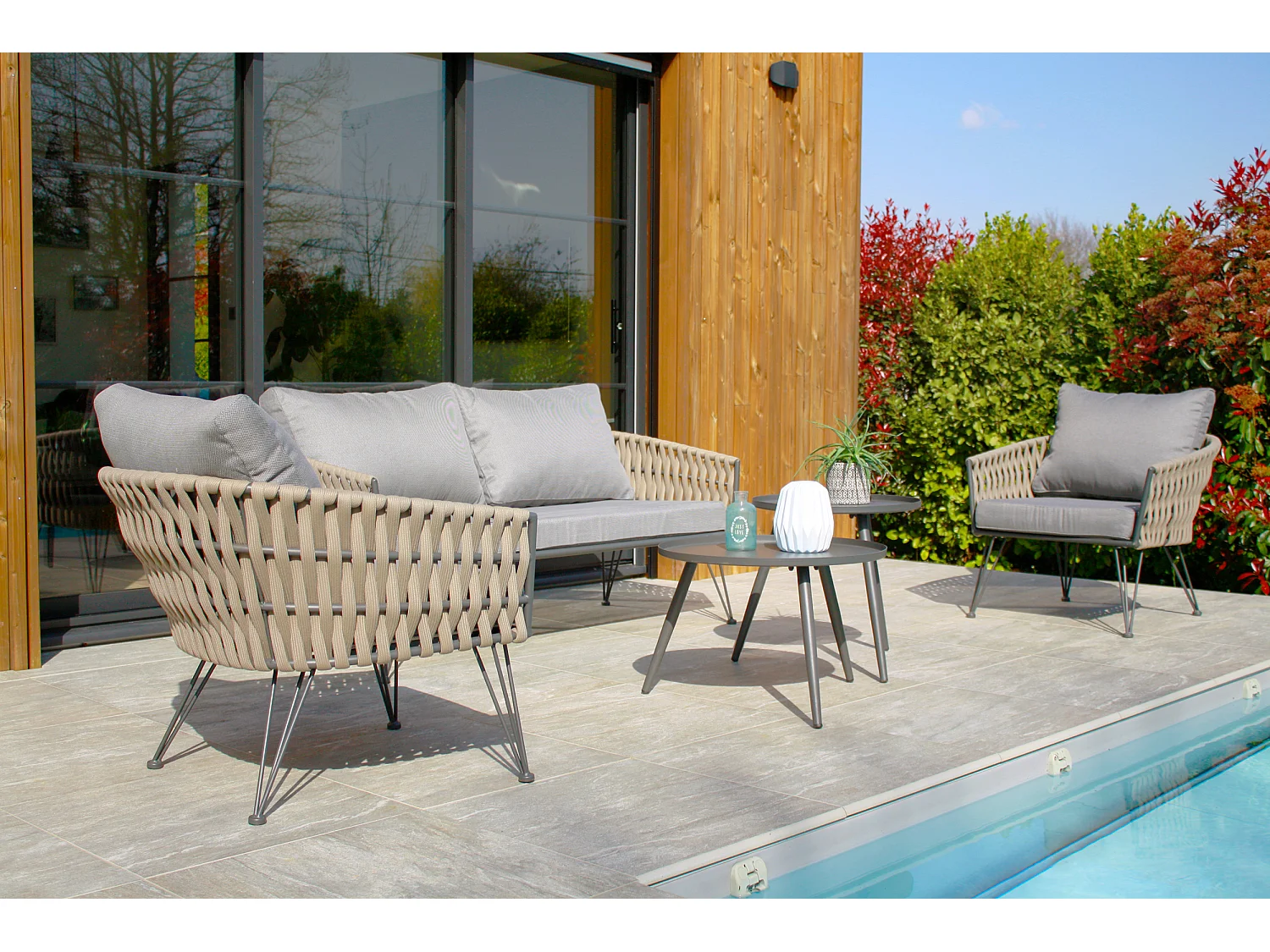 Salon de jardin 4 places en corde tissée et acier - CAPRI