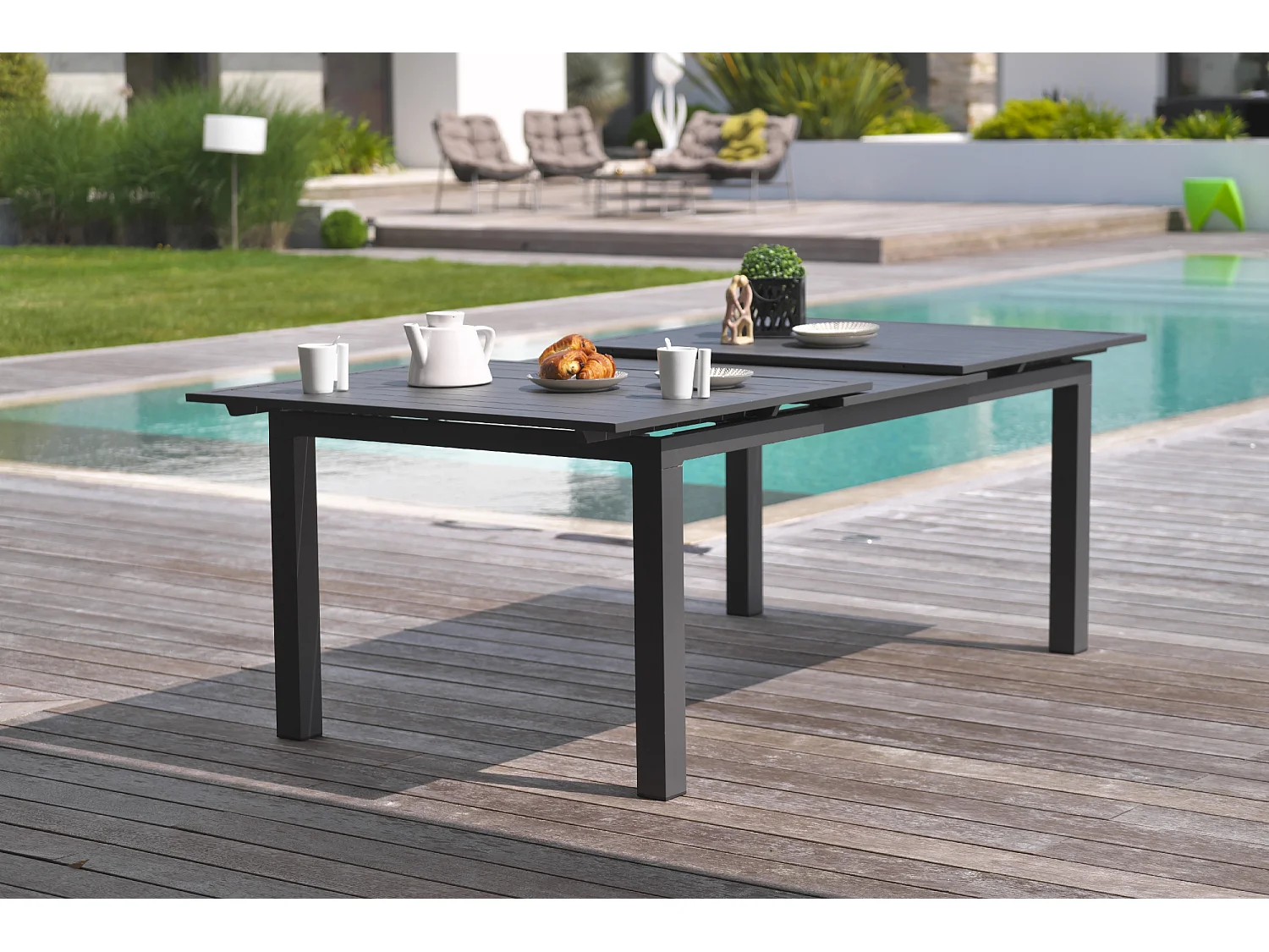 Table de jardin 10 places en aluminium