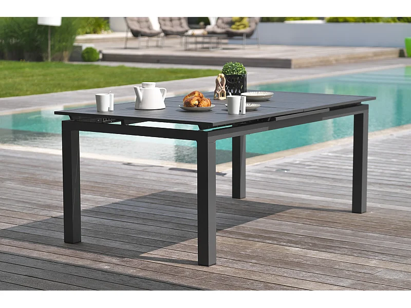 Table de jardin 10 places en aluminium