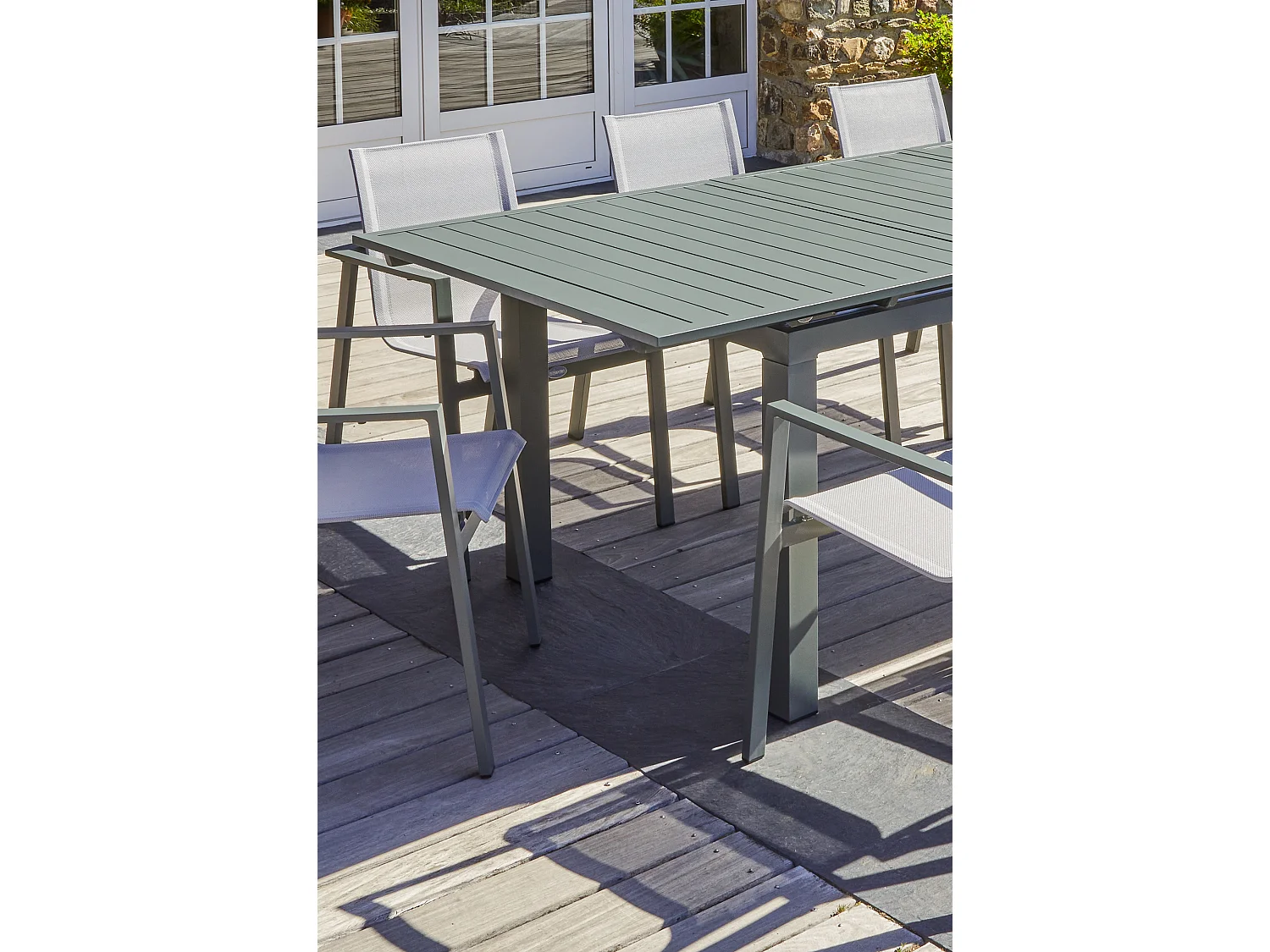 Table de jardin 10 places en aluminium