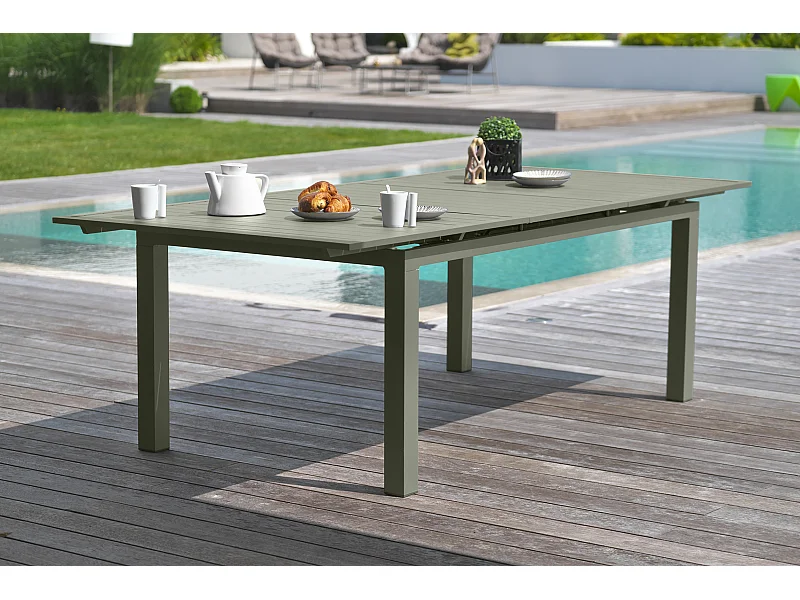 Table de jardin 10 places en aluminium