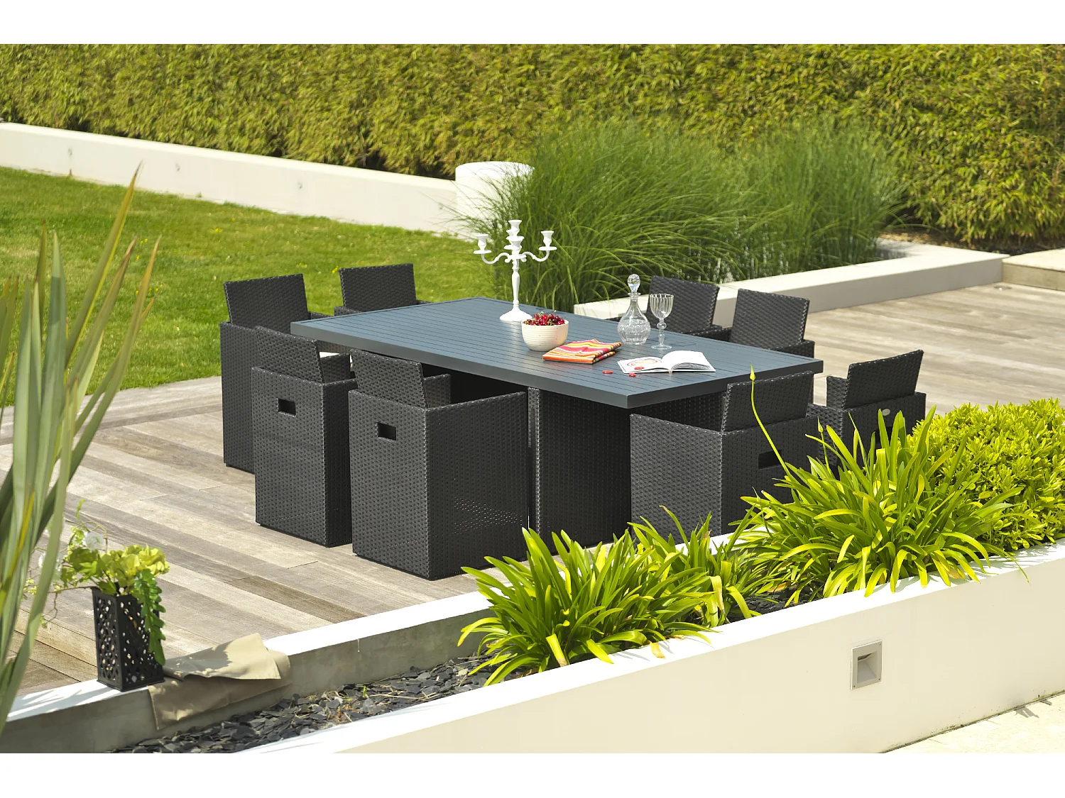 Ensemble repas encastrable 8 places résine tresséee