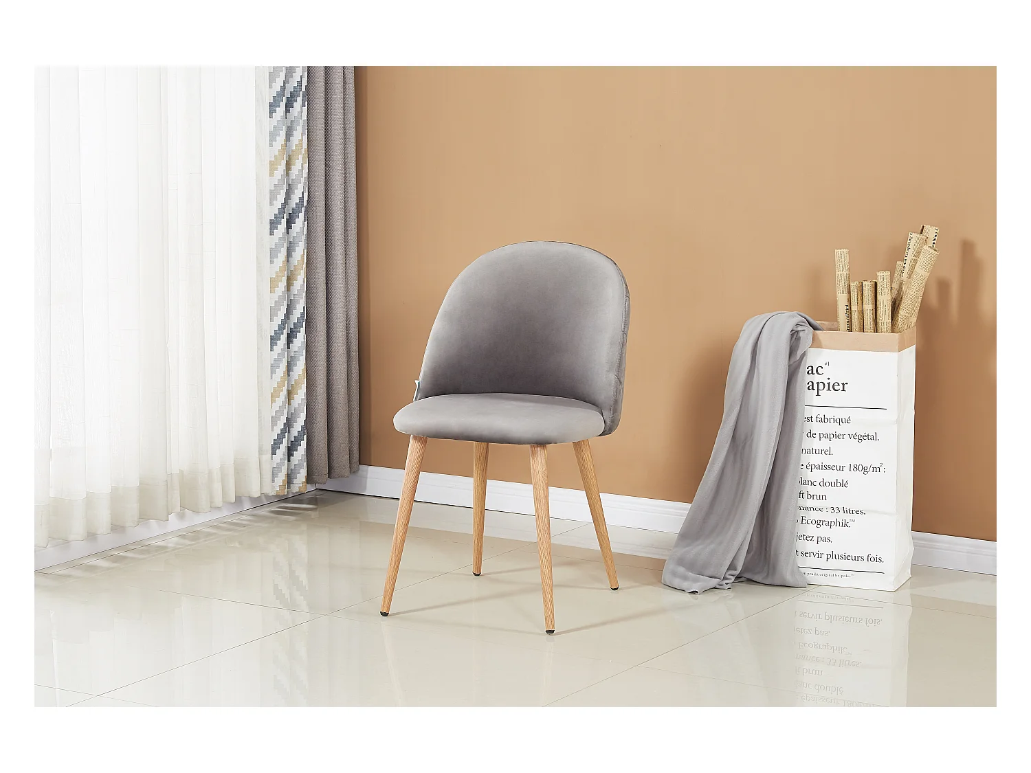 LUCIA - Table à Manger Rectangulaire Blanche + 4 Chaises en Velours Grises - Style Scandinave