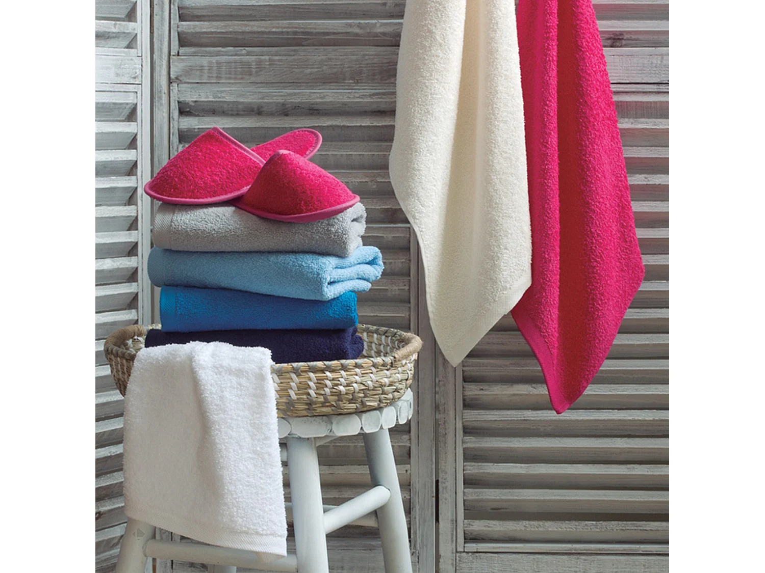 Lot de 12 gants de toilette 16x21 cm ALPHA rose Fuschia