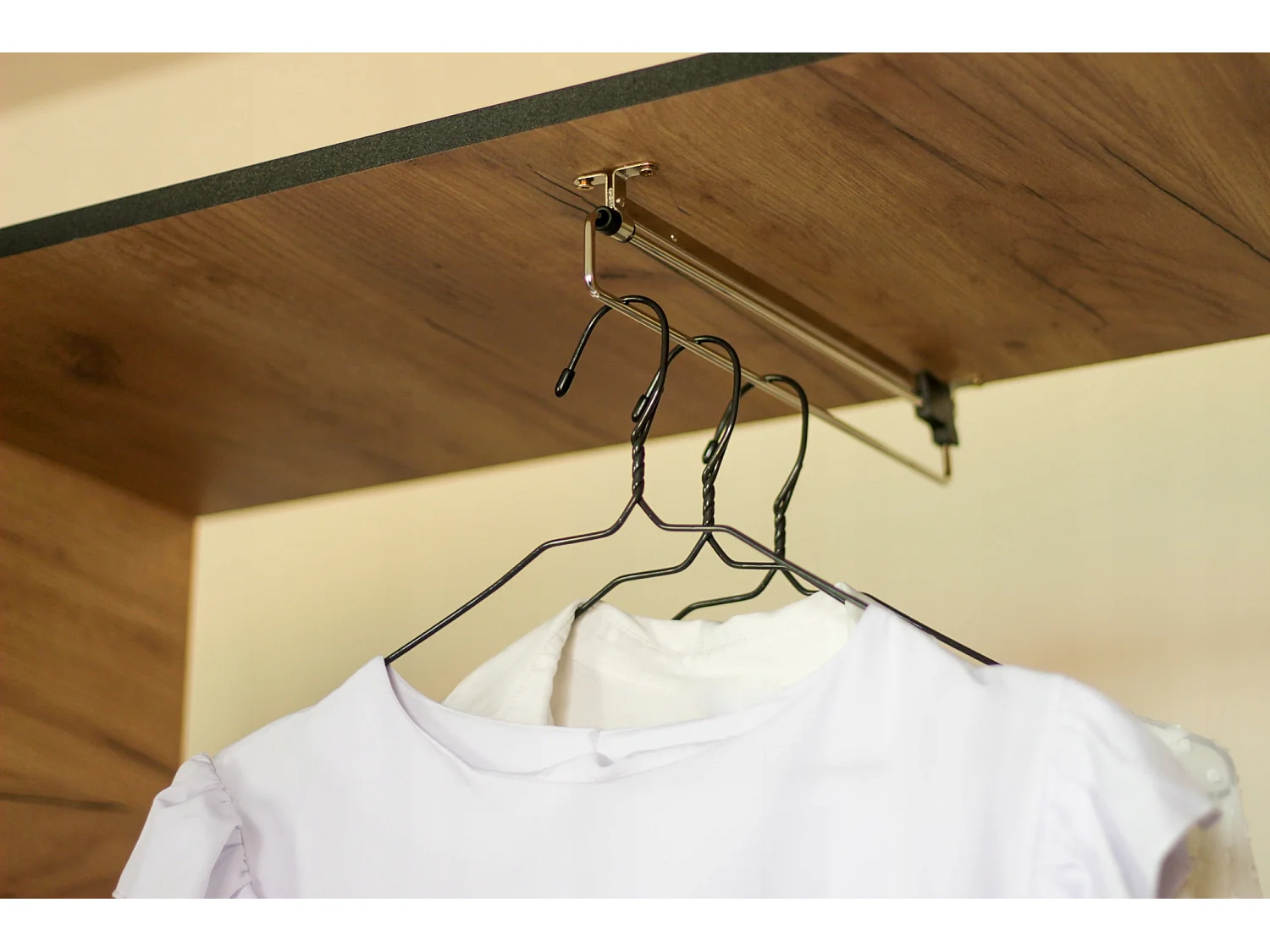 Armoire quatre portes ROJ 4D – Chêne Craft Doré