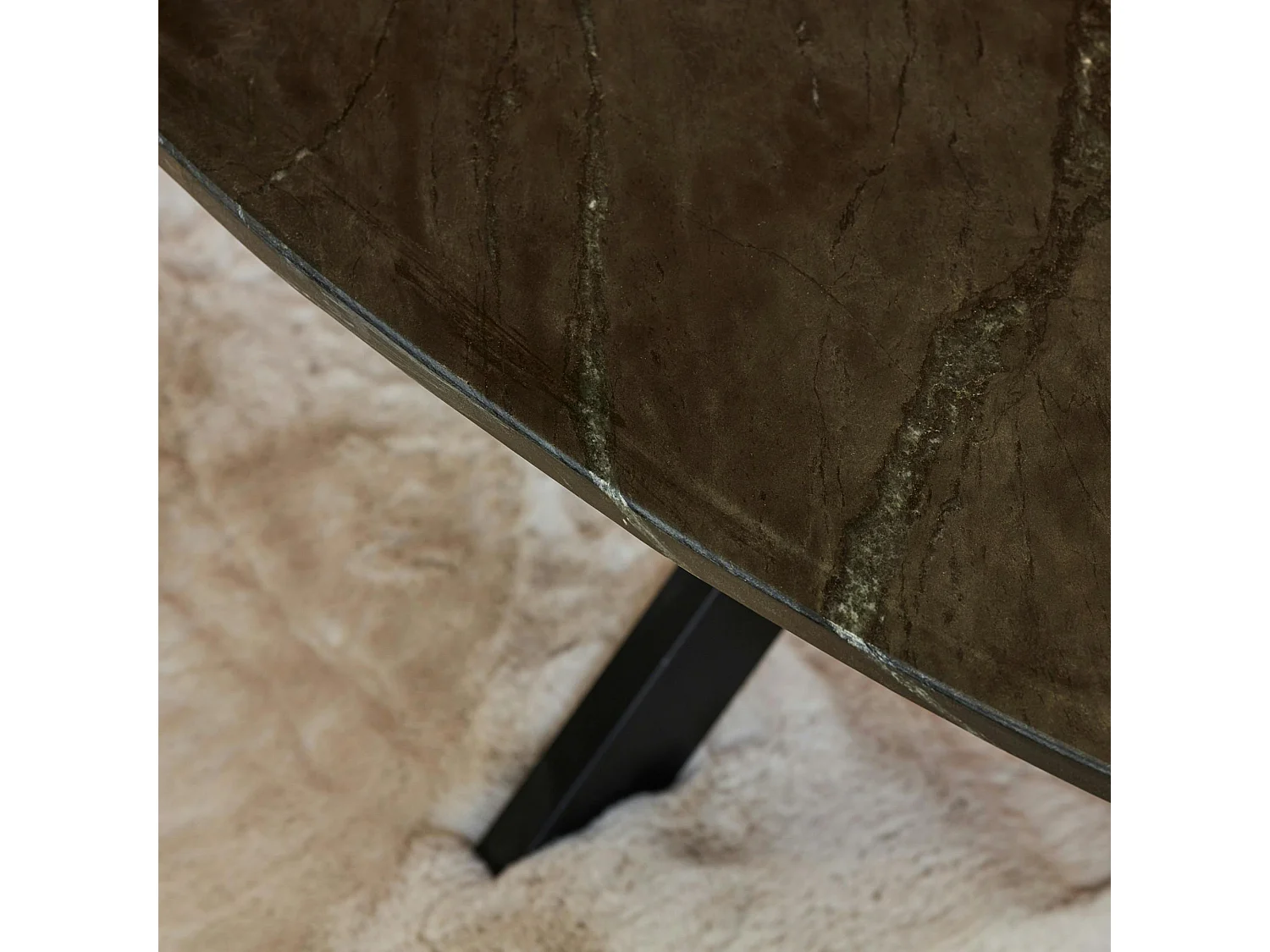 Table basse ovale en marbre noir DUOMO