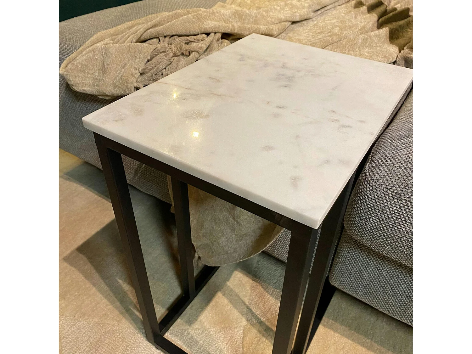 Table salon pour ordinateur en marbre blanc DUOMO