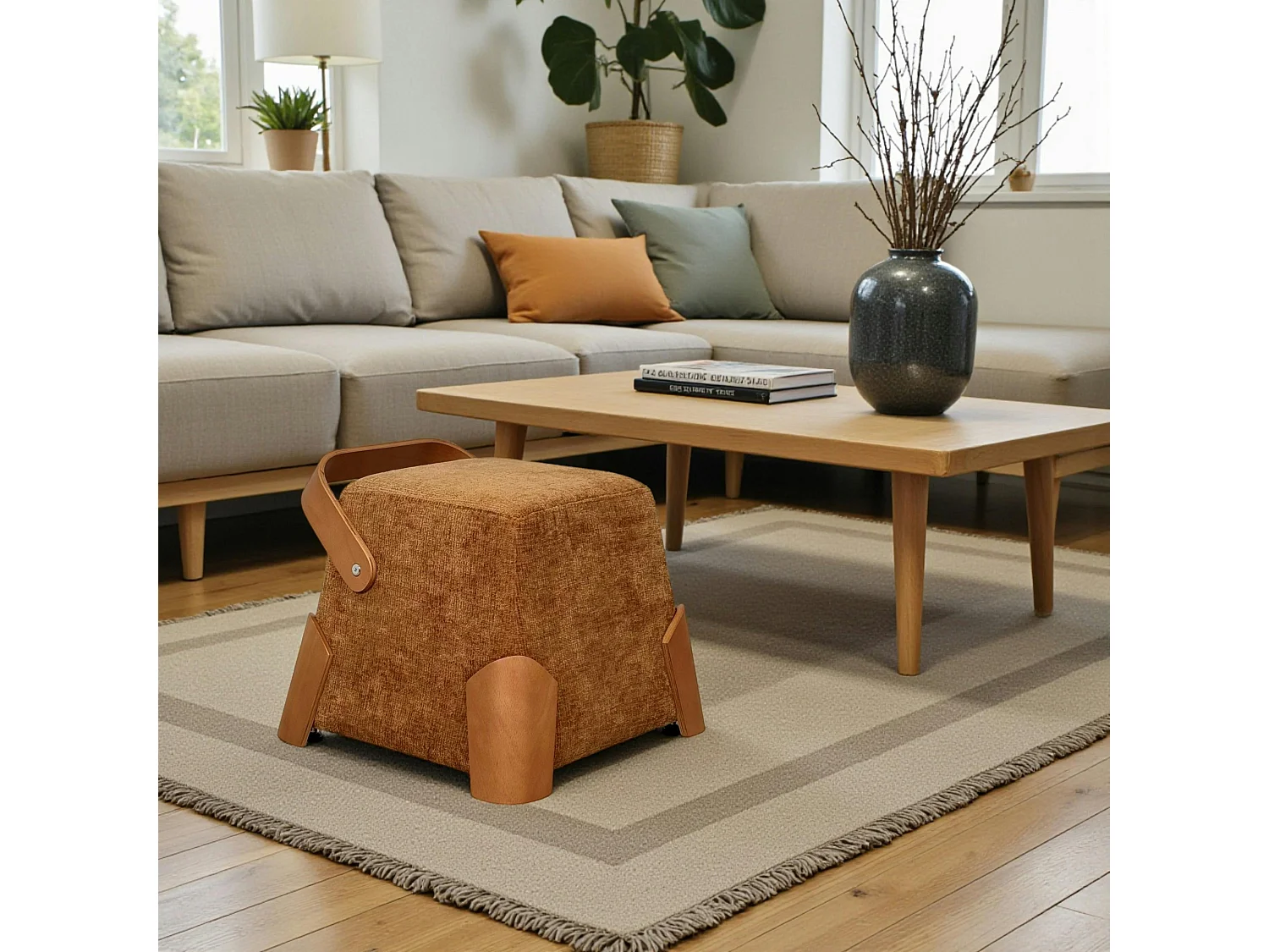 Pouf design moutarde avec poignée en bois IENA