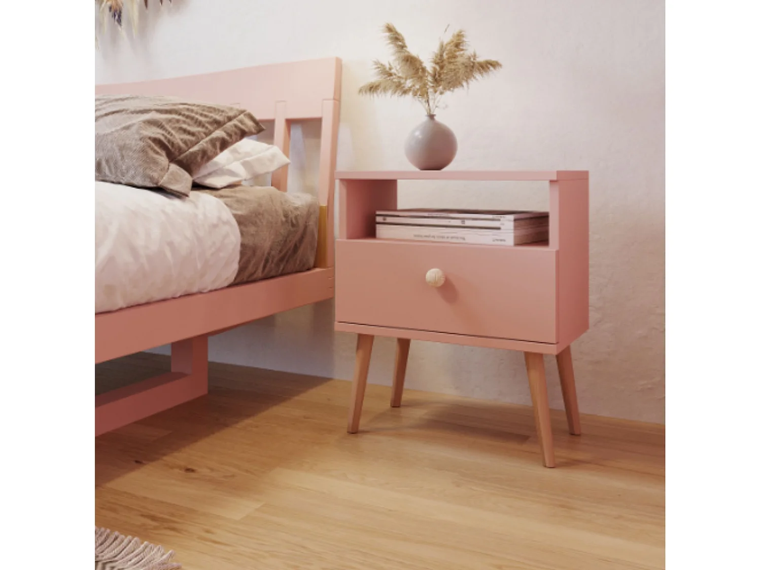 Mesilla de Noche Nórdica – Color Rosa con Patas de Madera – 1 Cajón y Estante Abierto 44x55,5x31 cm