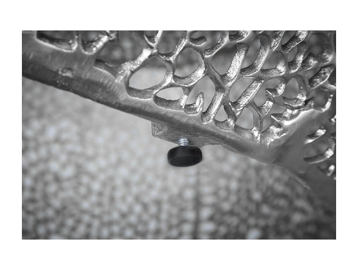 Table basse METRIX ronde argentée 80 cm – Table basse design en aluminium ajouré