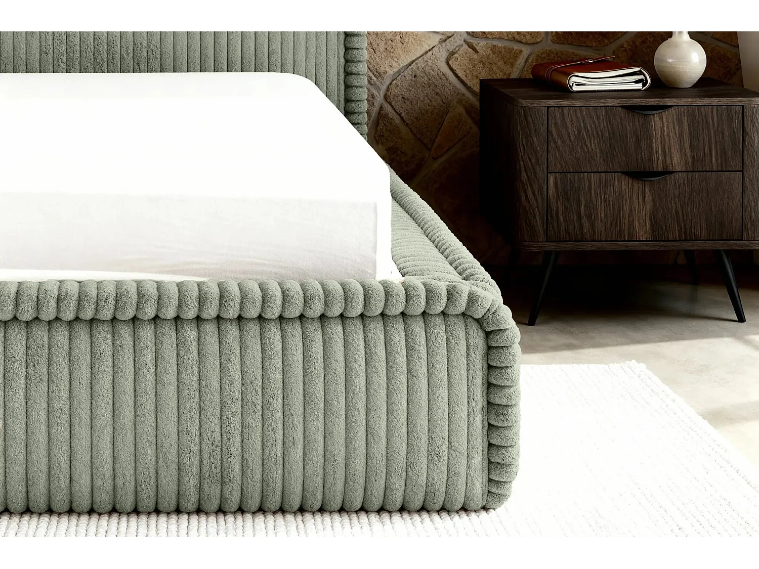 CAPUCINE - Lit coffre velours côtelé 180x200cm - Vert