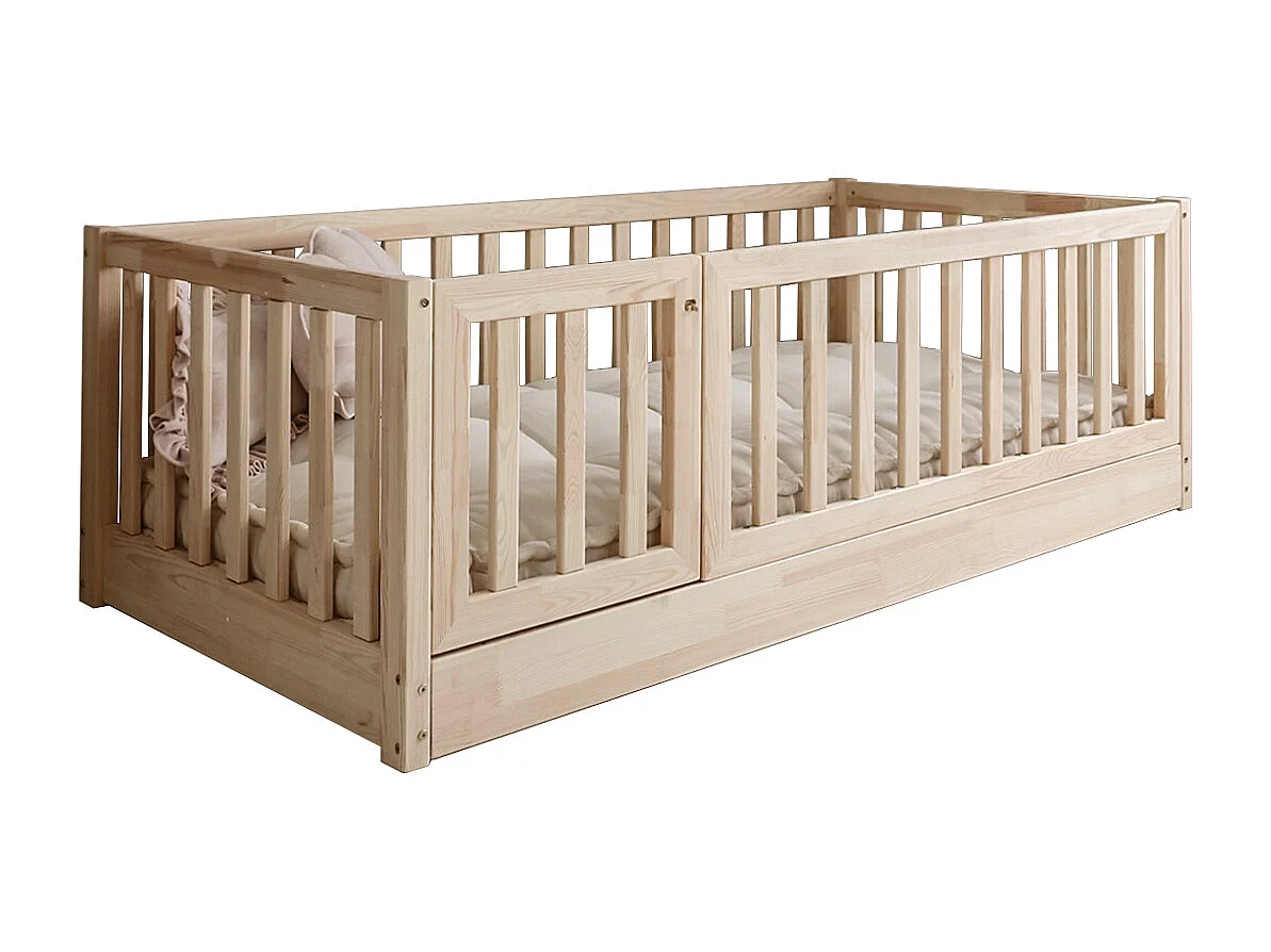 Golvsäng 120x200 vänster ingång barriär och lamellbotten ingår Bambino Trä