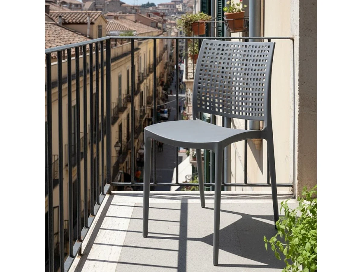 Silla de exterior Loira apilable gris 78,5x38x49 cm