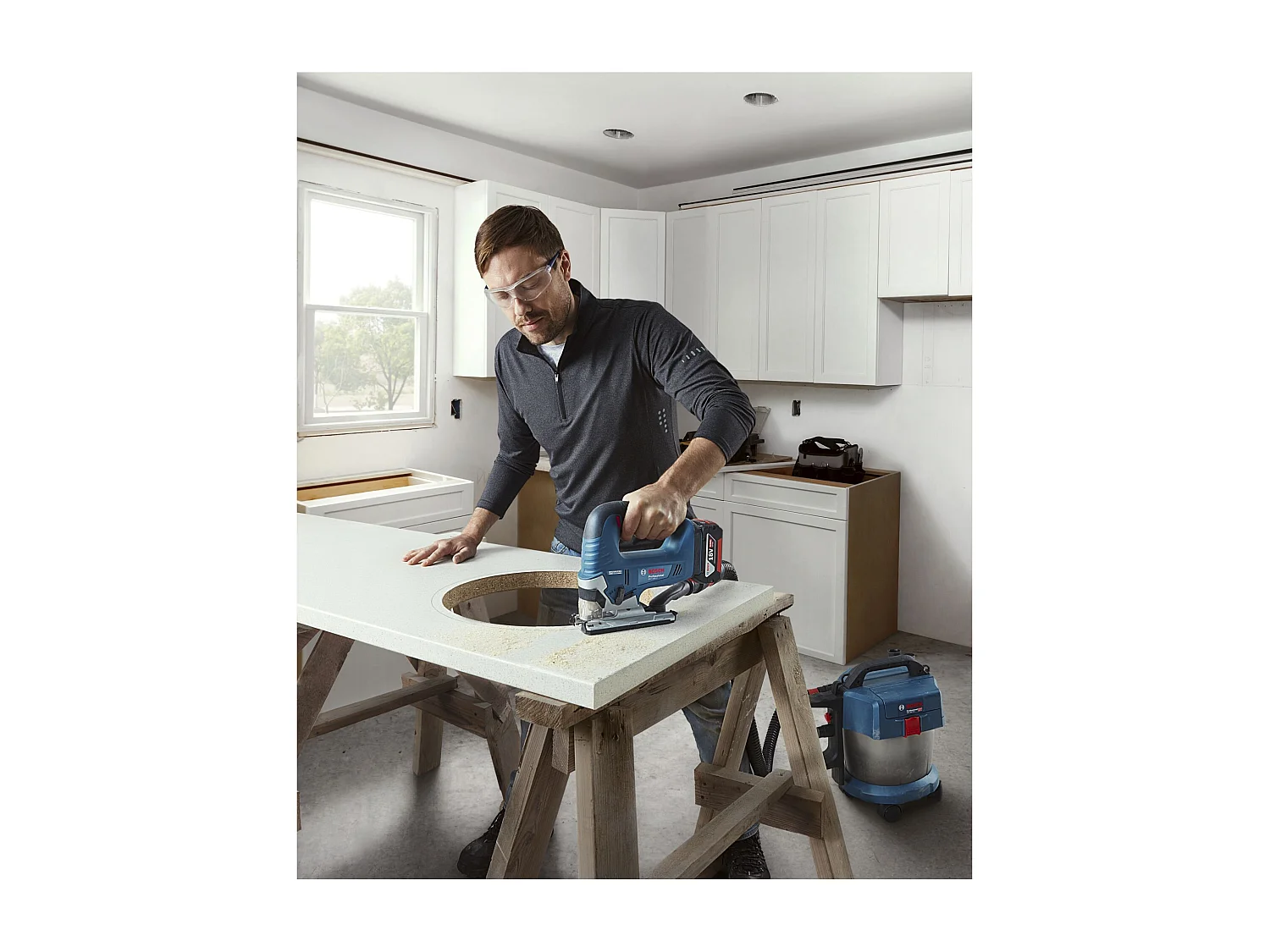 Akku-Stichsäge Bosch GST 18V-125 B 18V, bürstenloser Motor, Pendelhub 4-fach, Schnitttiefe 125 mm, ohne Akku