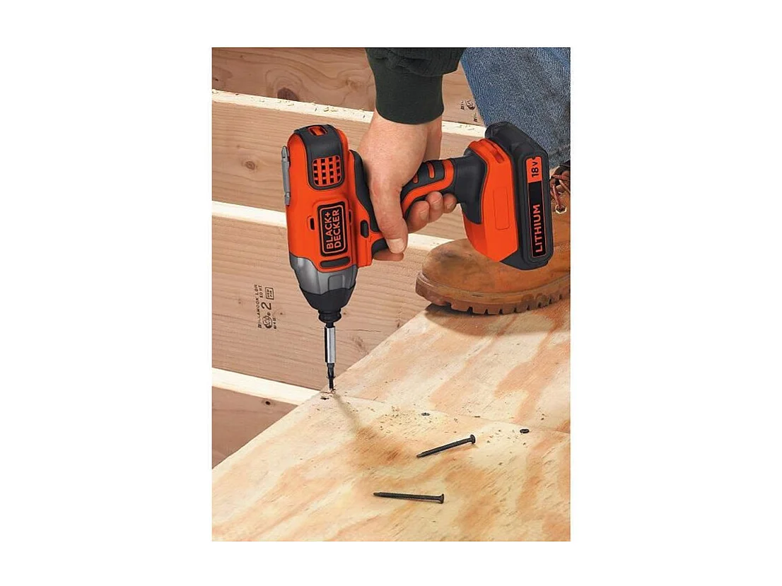 Slagschroevendraaier Black & Decker BDCIM18N-XJ 18V Li-Ion 3000 tpm 155 Nm Zwart/Oranje