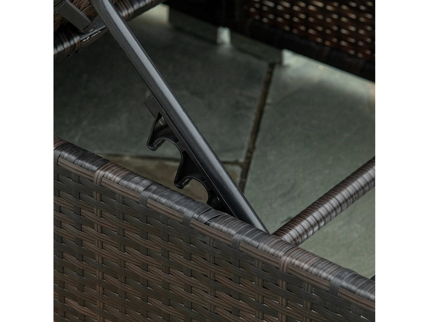 Lettino sdraio in rattan pe schienale reclinabile 5 posizioni