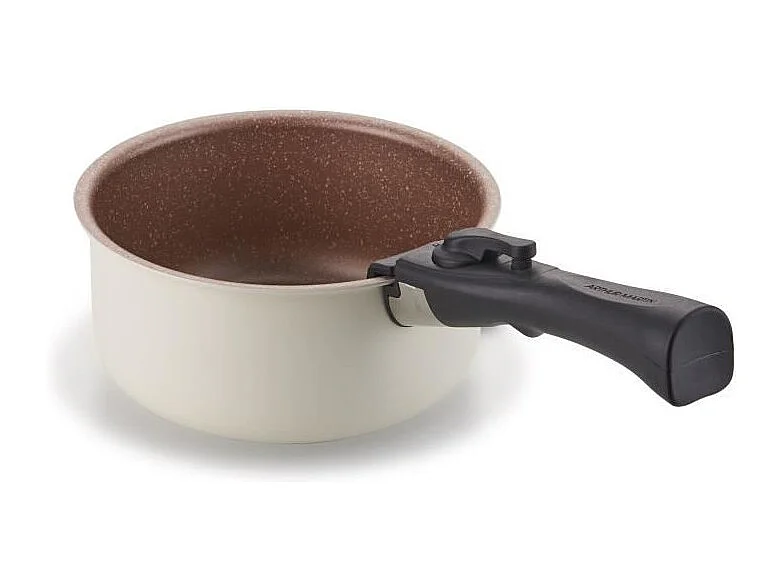 Batterie de cuisine 18 pièces crème