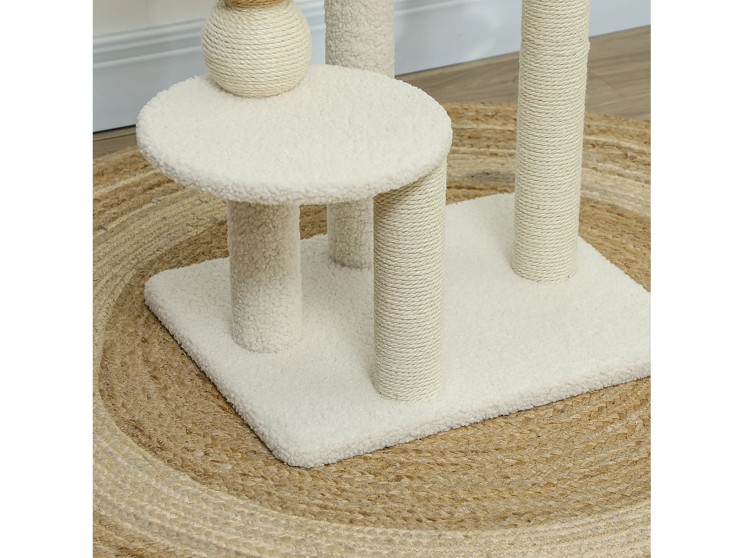 Torre per gatti con lettino superiore piattaforma e pallina beige