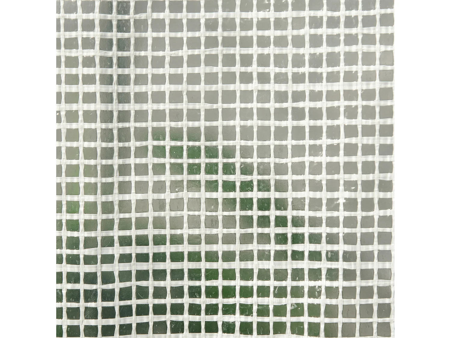 Serra addossata a 3 livelli con porte e finestre a zip verde e bianco