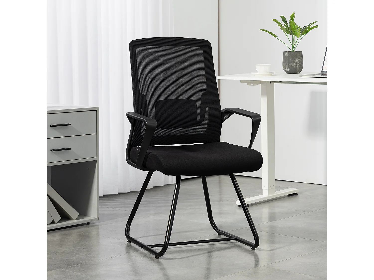 HOMCOM Sedia Ufficio Senza Ruote, Sedia Ergonomica con Braccioli per Sala d'Attesa e Sala Conferenze, Poltrona per Ospiti e Visitatori, Nero