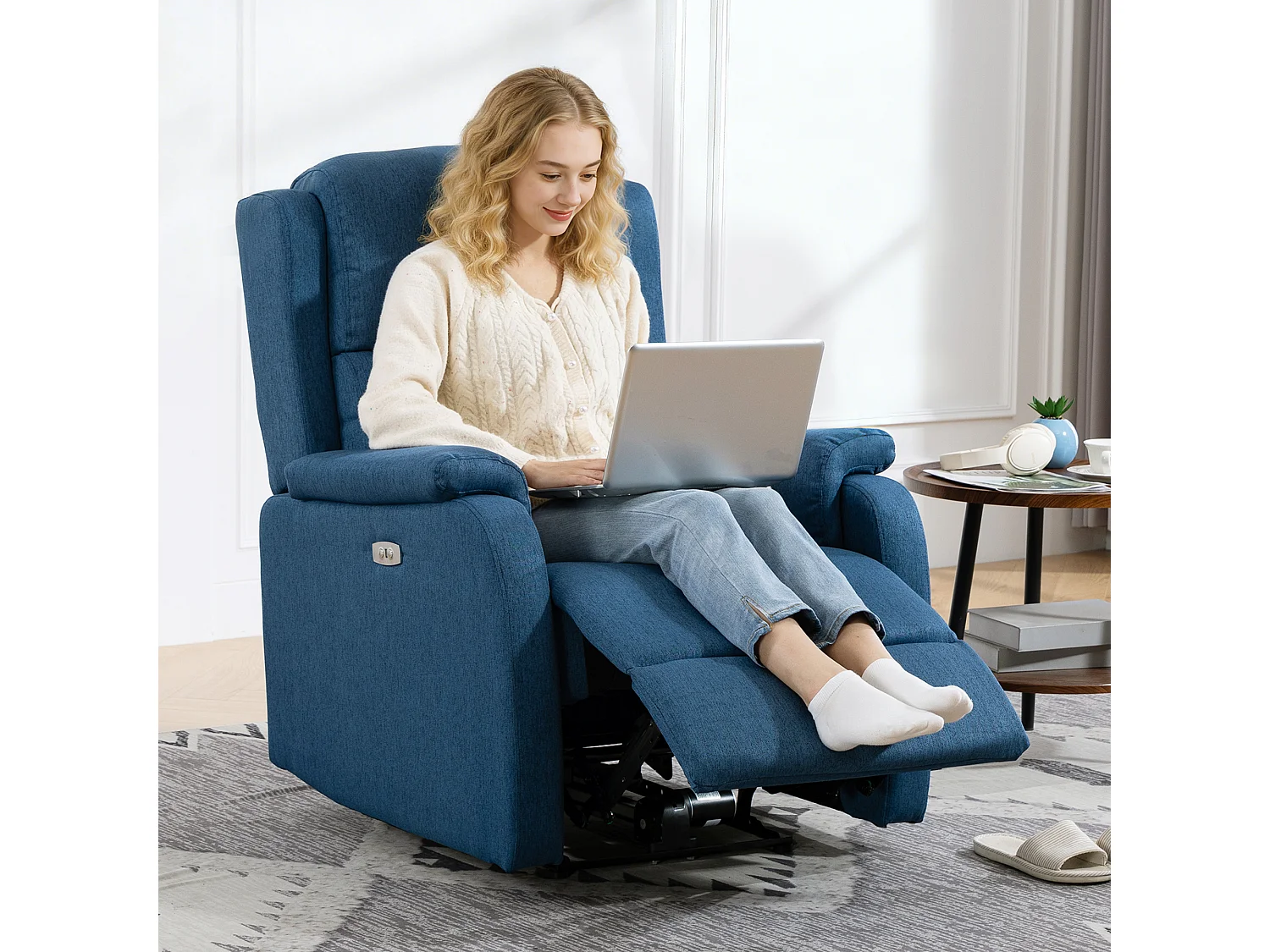 Poltrona reclinabile elettrica con poggiapiedi tessuto blu