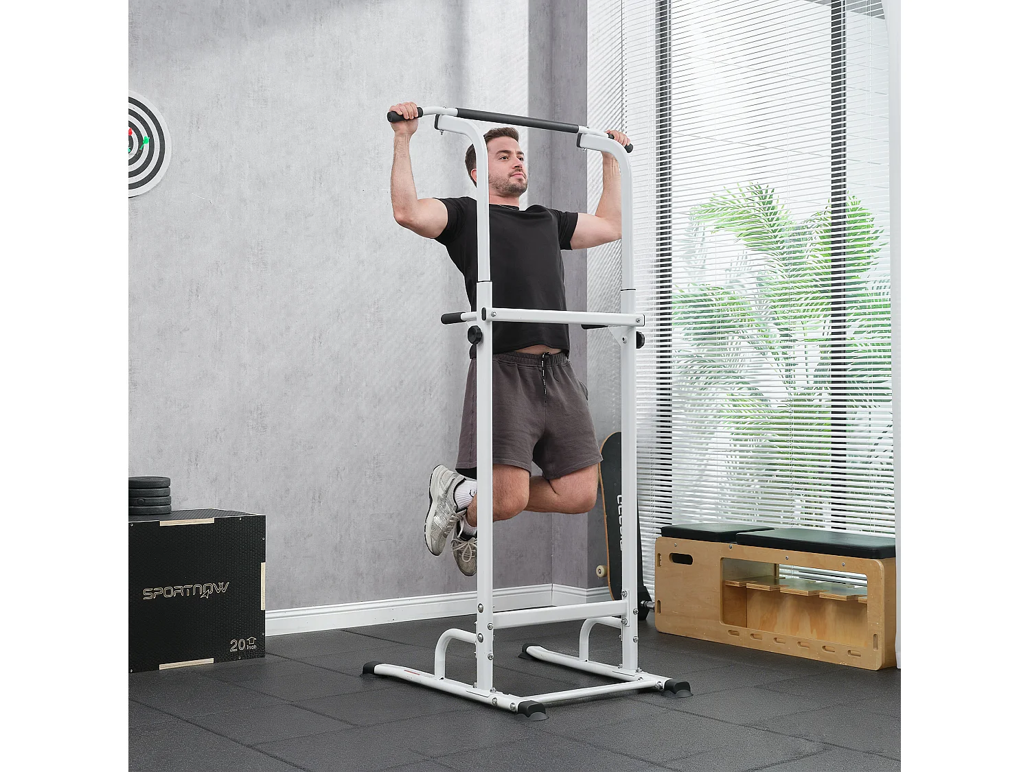 Stazione fitness multiuso con altezza regolabile in acciaio bianco