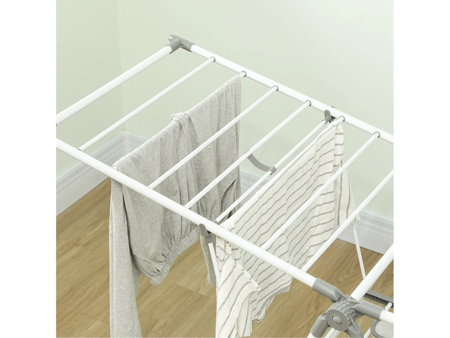 HOMCOM Stendibiancheria a 2 Livelli Regolabile su 4 Altezze Diverse, Stendino con Piedini Antiscivolo in Metallo e Plastica, 156.5x61.5x97 cm, Bianco