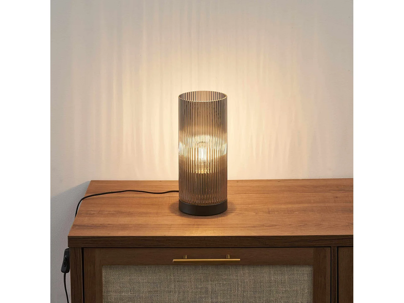 Lampe à poser tendance et cylindrique verre fumé - Liantha